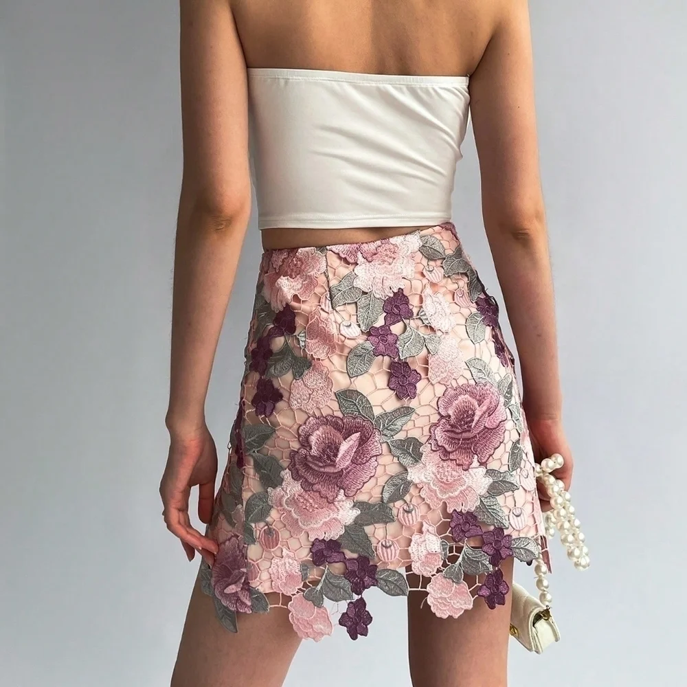 Floral Lace Skirt, Perfect For Date, Wedding, Holiday, Beach, And Seaside - Picture 5 of 5